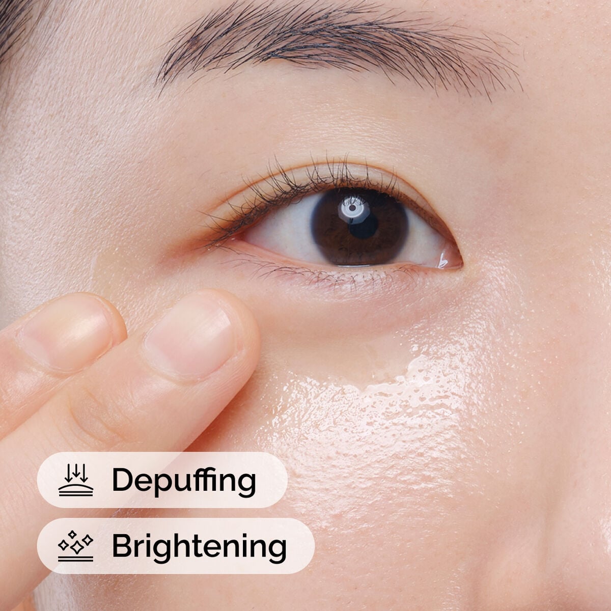 caffeine-solution-5-egcg-eye-serum-z7 ord-caffeine-solution-egcg-model-application-with-benefits.jpg