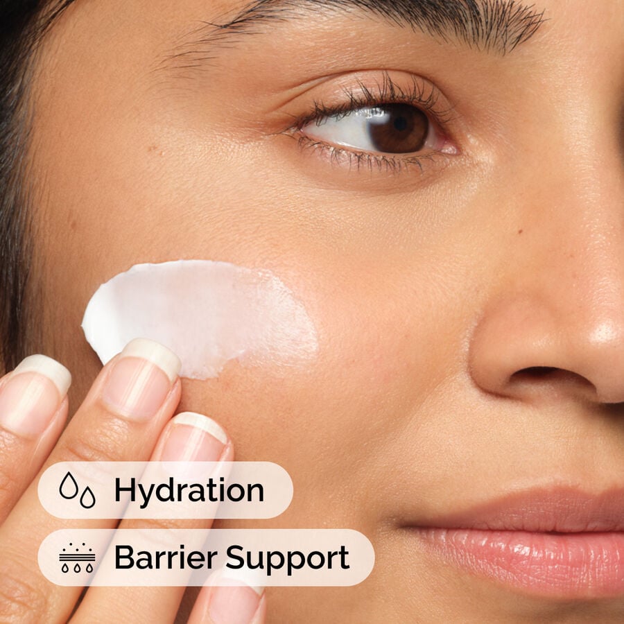natural-moisturizing-factors-ha-r2 ord-natural-moisturizing-factors-ha-model-application-with-benefits.jpg