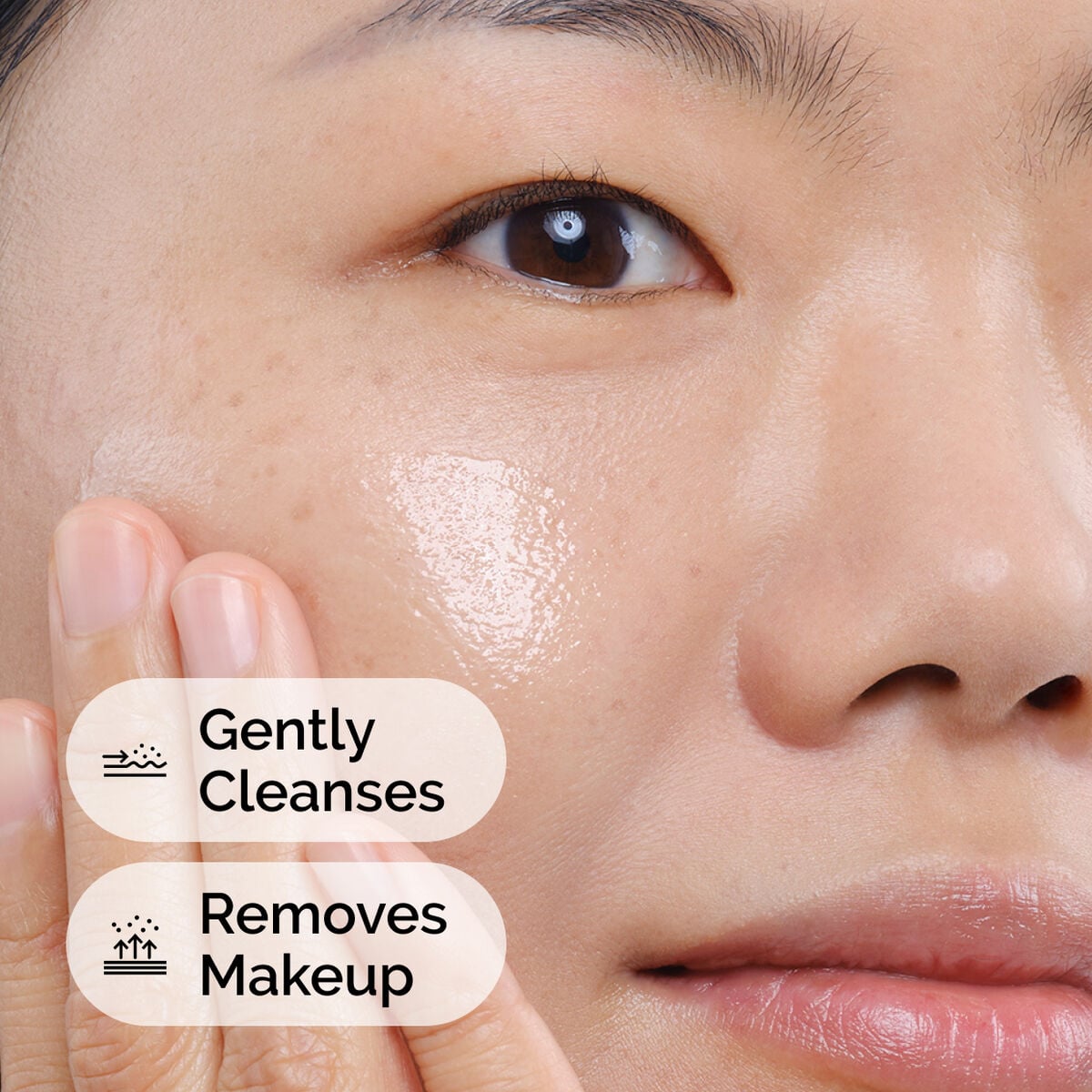 squalane-cleanser-s2 ord-squalane-cleanser-model-application-with-benefits.jpg